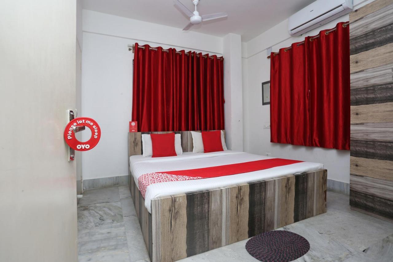 Oyo 11054 Amar Raj Guest House Kolkata Luaran gambar