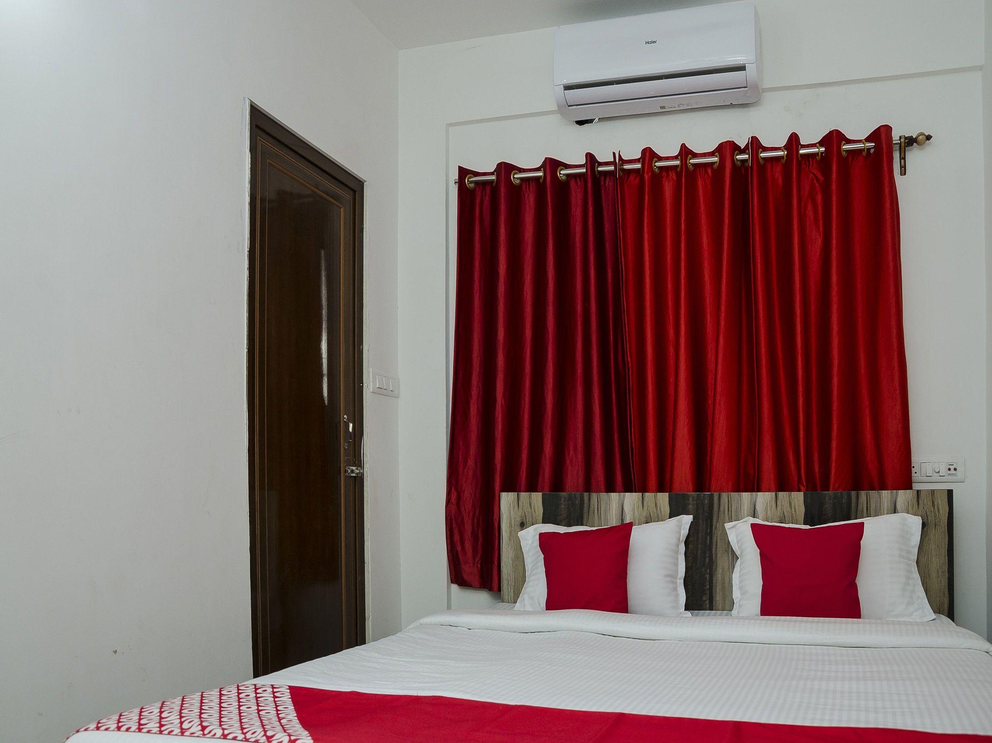 Oyo 11054 Amar Raj Guest House Kolkata Luaran gambar